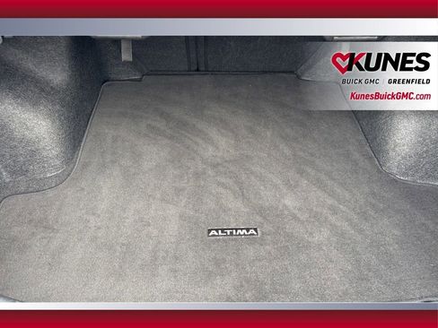 Used 2025 Nissan Altima 2.5 SR image 36