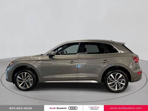 Certified 2023 Audi Q5 2.0T Premium w/ Convenience Package AWD/4WD image 2