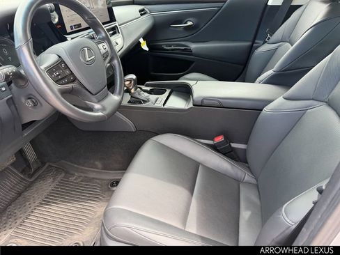 Used 2025 Lexus ES 300h w/ Premium Package FWD image 21
