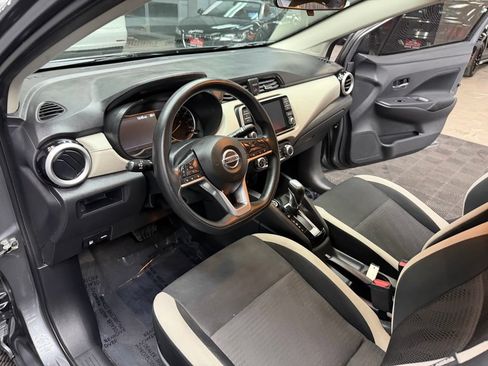 Used 2021 Nissan Versa SV FWD image 34