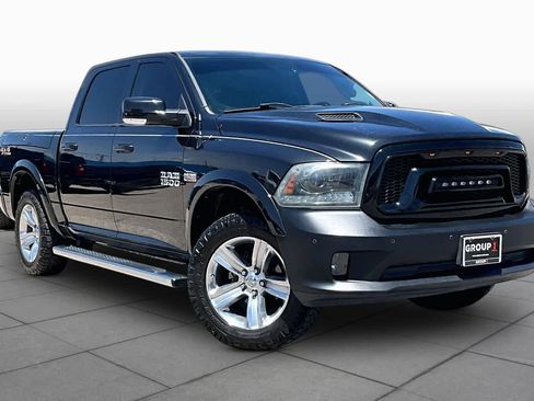 Used 2015 RAM 1500 Sport w/ Convenience Group AWD/4WD image 3