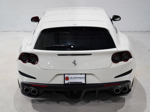 Used 2018 Ferrari GTC4Lusso T RWD image 36