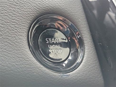 New 2025 Nissan Armada Platinum w/ Convenience Package image 12