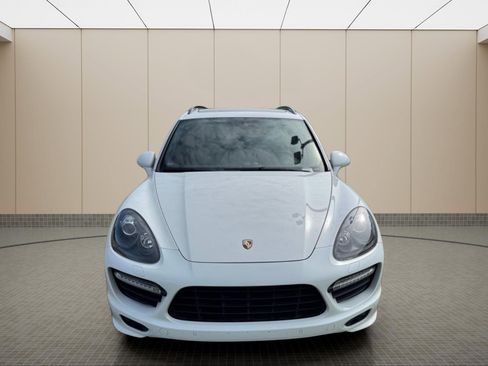 Used 2014 Porsche Cayenne GTS AWD/4WD image 7
