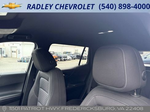 Certified 2025 Chevrolet Equinox LT AWD/4WD image 2