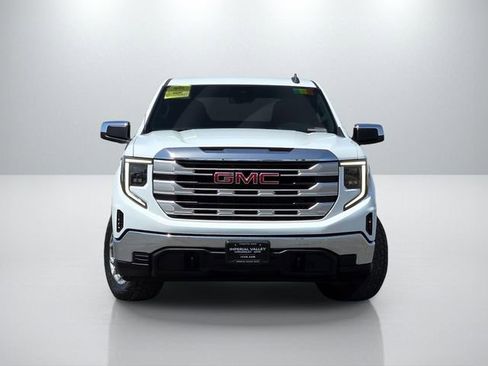 Used 2023 GMC Sierra 1500 SLE AWD/4WD image 2