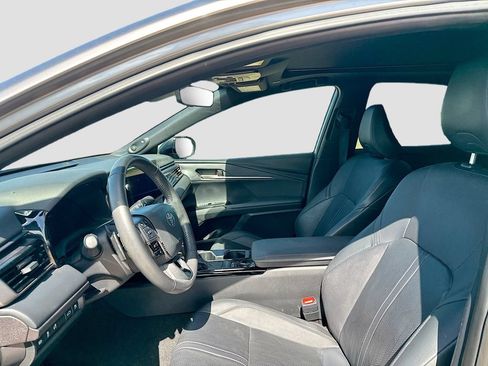Used 2025 Toyota Camry XSE w/ Premium Package FWD image 8
