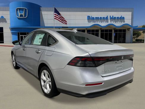 New 2025 Honda Accord LX image 3