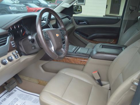 Used 2015 Chevrolet Suburban LTZ AWD/4WD image 14