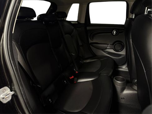 Used 2017 MINI Cooper 4-Door Hardtop FWD image 26