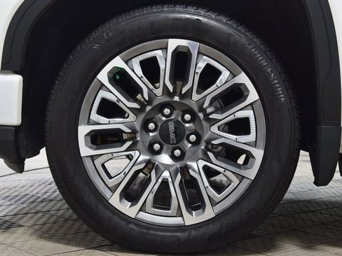 Used 2024 GMC Sierra 1500 Denali Ultimate image 29