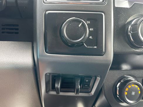 Used 2019 Ford F350 XLT w/ XLT Value Package image 22