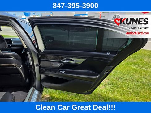 Used 2016 BMW 750i xDrive AWD/4WD image 26