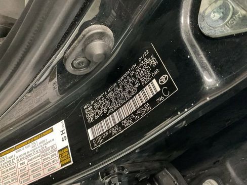 Used 2022 Toyota Corolla LE FWD image 23