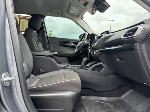 Used 2021 Chevrolet TrailBlazer LS FWD image 28