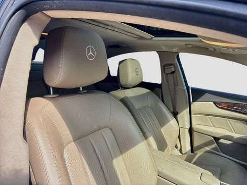 Used 2014 Mercedes-Benz CLS 550 4MATIC image 29