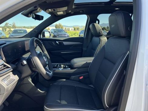 New 2026 Buick Enclave Sport Touring w/ Power Package image 25