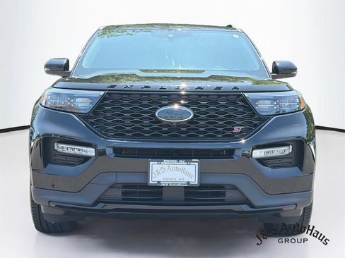 Used 2024 Ford Explorer ST w/ Equipment Group 401A AWD/4WD image 2