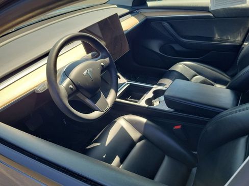 Used 2023 Tesla Model 3 Standard Range RWD image 10
