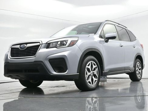 Used 2020 Subaru Forester Premium AWD/4WD image 43