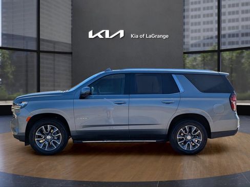 Used 2023 Chevrolet Tahoe LT w/ Luxury Package image 13