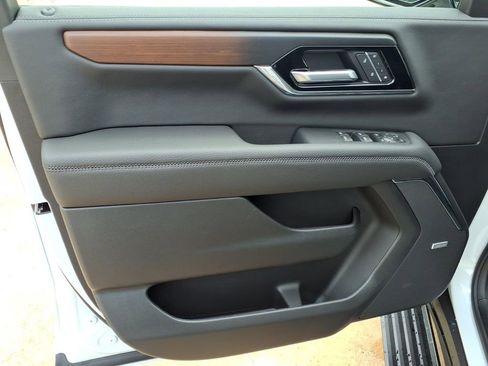 New 2026 GMC Yukon Denali w/ Sun & Power Step Package AWD/4WD image 15