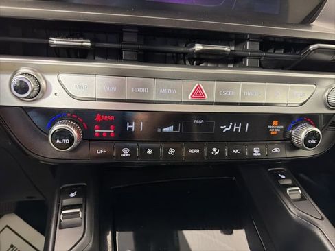 Used 2023 Kia Telluride S AWD/4WD image 31