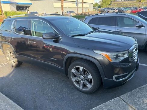 Used 2017 GMC Acadia SLT w/ LPO, Cargo Package AWD/4WD image 5