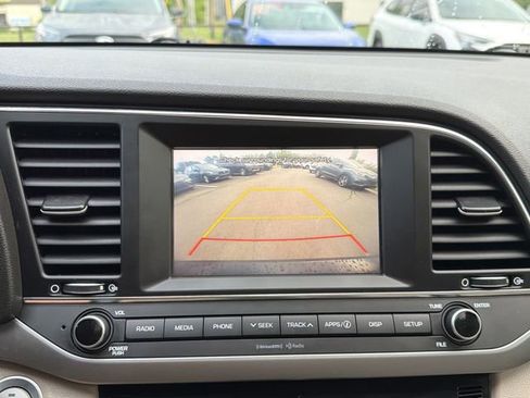 Used 2018 Hyundai Elantra Value Edition image 27