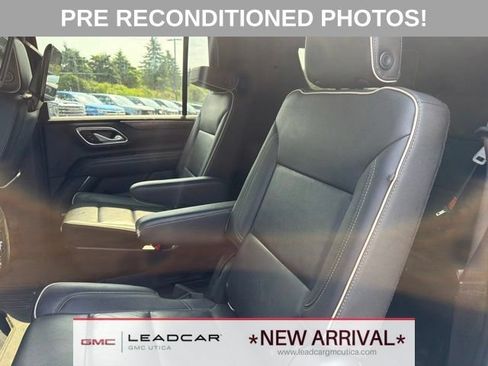 Used 2021 GMC Yukon XL SLT w/ Rear Media and Nav Package AWD/4WD image 23