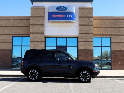 Used 2021 Ford Bronco Sport Outer Banks image 5