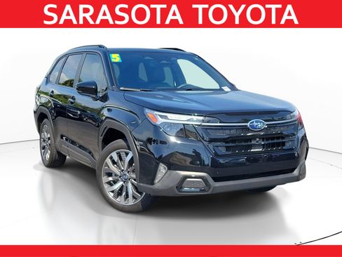 Used 2025 Subaru Forester Touring AWD/4WD image 1