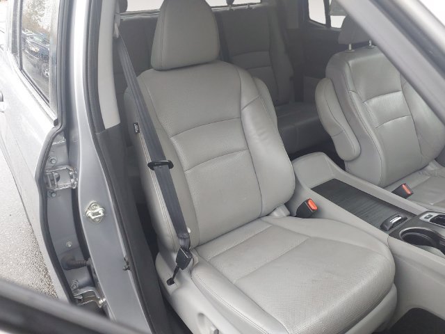 Used 2017 Honda Ridgeline RTL-T image 12
