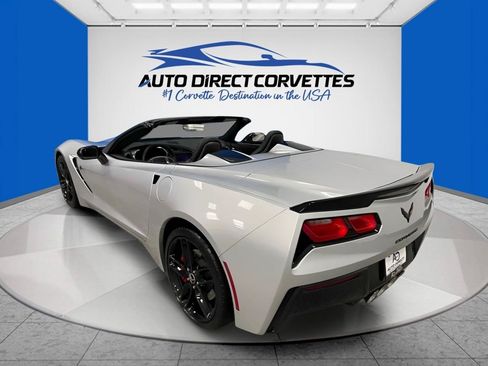 Used 2015 Chevrolet Corvette Stingray Convertible w/ 3LT Preferred Equipment Group RWD image 29