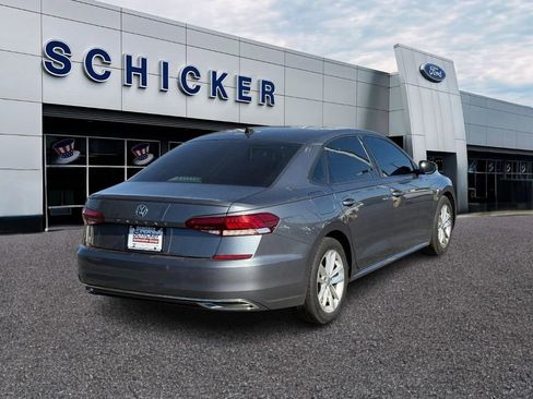 Used 2020 Volkswagen Passat 2.0T S image 2