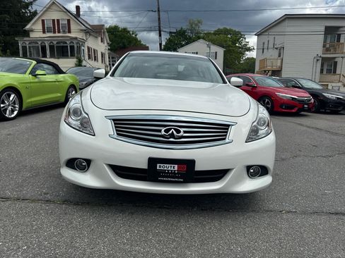Used 2013 INFINITI G37 x Sedan w/ Premium Pkg AWD/4WD image 4