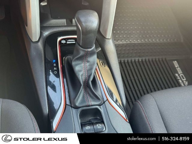 Used 2025 Toyota Corolla Cross AWD Hybrid w/ Moonroof Package image 35