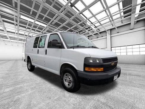 Used 2021 Chevrolet Express 2500 w/ Driver Convenience Package RWD image 1