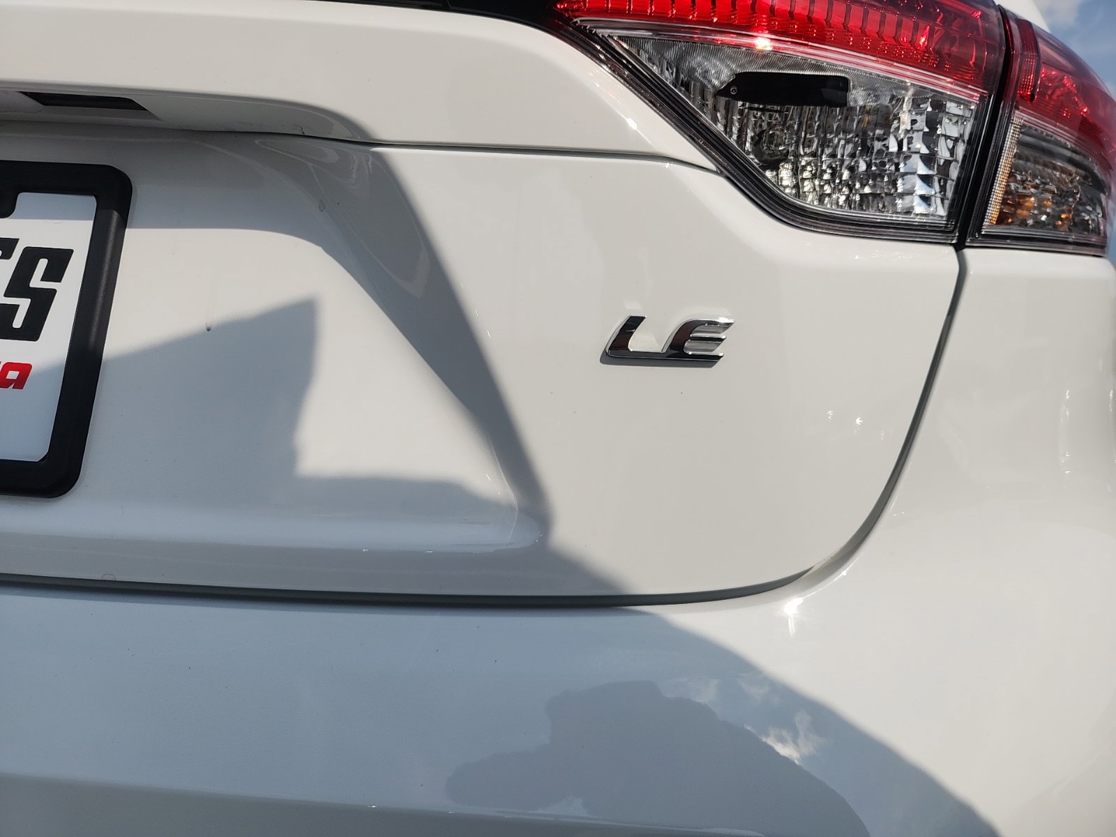 Used 2026 Toyota Corolla LE w/ LE Premium Package FWD image 12