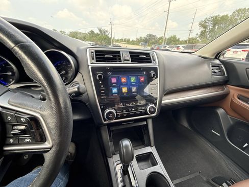 Used 2018 Subaru Outback 2.5i Touring w/ Protection Package #1 AWD/4WD image 23