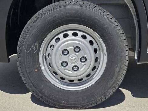 Used 2025 RAM ProMaster 2500 FWD image 11