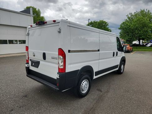 Used 2025 RAM ProMaster 2500 w/ Convenience Group FWD image 6