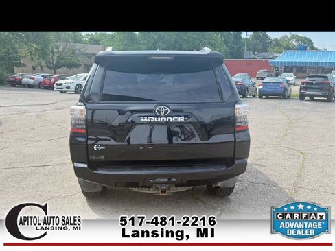 Used 2016 Toyota 4Runner SR5 Premium AWD/4WD image 7