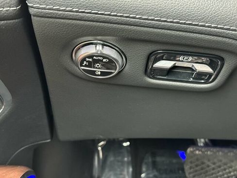 Used 2024 Mercedes-Benz EQS 450+ SUV image 36