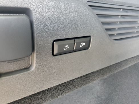 New 2026 Lincoln Nautilus Reserve AWD/4WD image 35