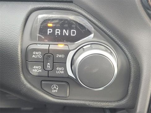 New 2026 RAM 1500 4x4 Crew Cab image 23