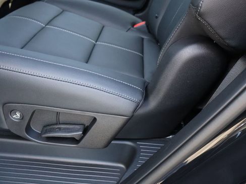 New 2025 Kia Telluride EX w/ EX Captain's Chair Package image 20