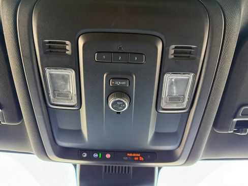 Used 2023 Chevrolet Tahoe LT AWD/4WD image 18