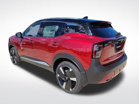 New 2025 Nissan Kicks SR w/ SR Premium Package image 3