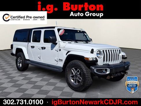 Certified 2022 Jeep Gladiator Overland w/ Popular Equipment Package AWD/4WD image 1
